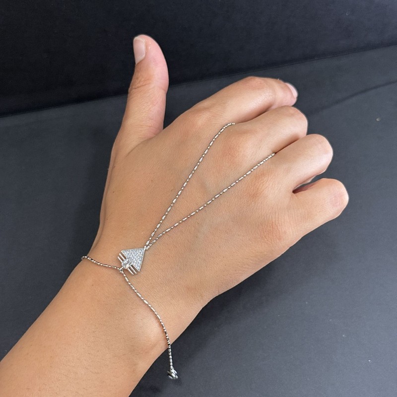 Minimal Piramit Şahmeran resmi