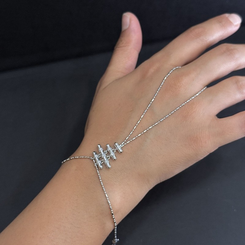 Piramit Şahmeran resmi