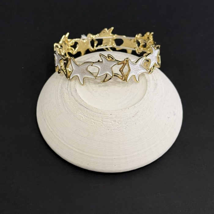 Lastikli Yıldız Detay Sedef Bileklik resmi