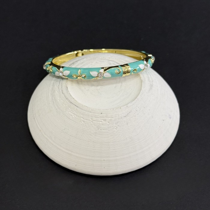 Turkuaz Ebruli Beyazlı Kelepçe resmi