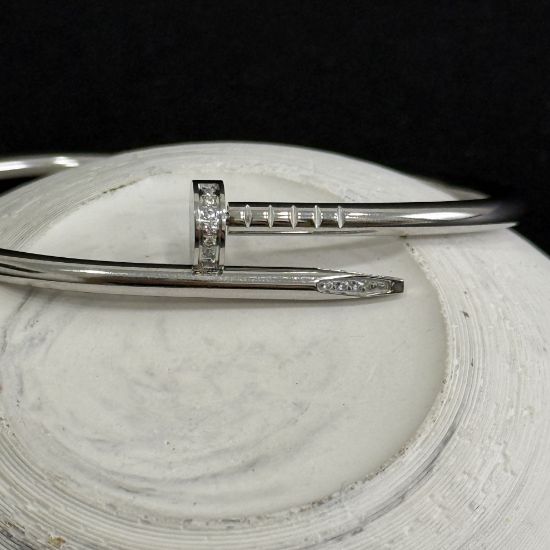 Çivi Minimal Taşlı Silver Çelik Kelepçe resmi