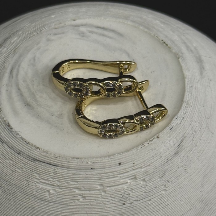 Minimal Zincir Motif Taşlı Küpe resmi