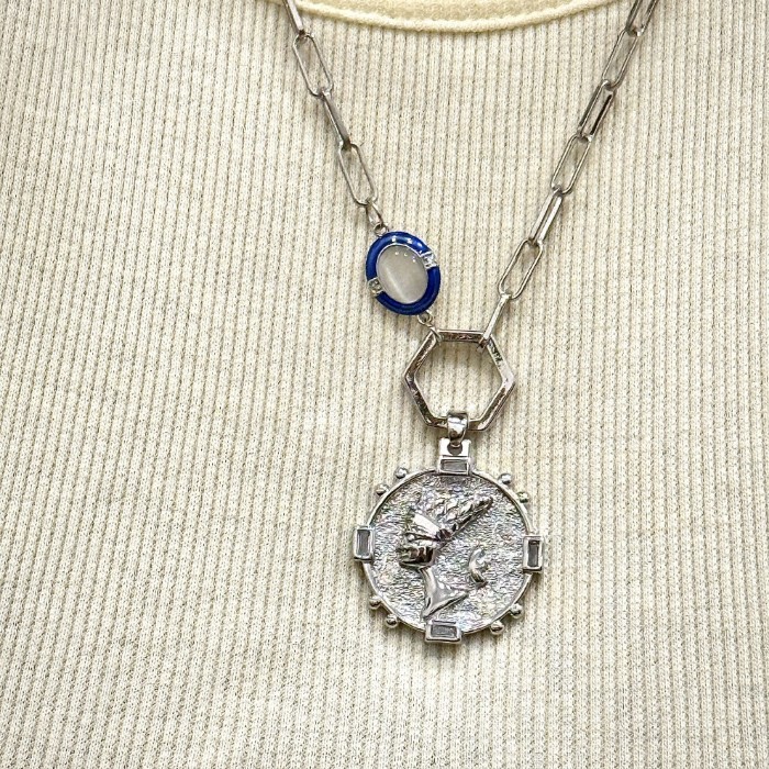 Tanrıça Uç Kolye resmi