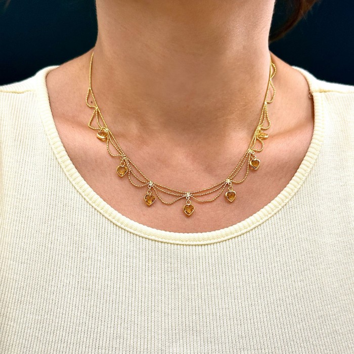 Sarı Kalp Saçaklı Kolye resmi