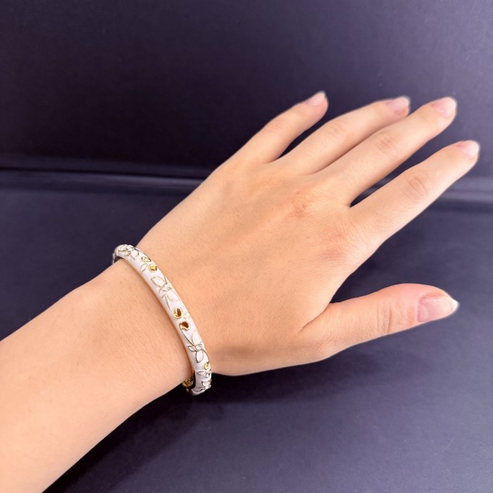 Beyaz Mineli Daisy Bileklik resmi