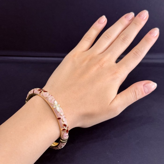 Pastel Pembe Mineli Çiçek Desenli Bileklik resmi