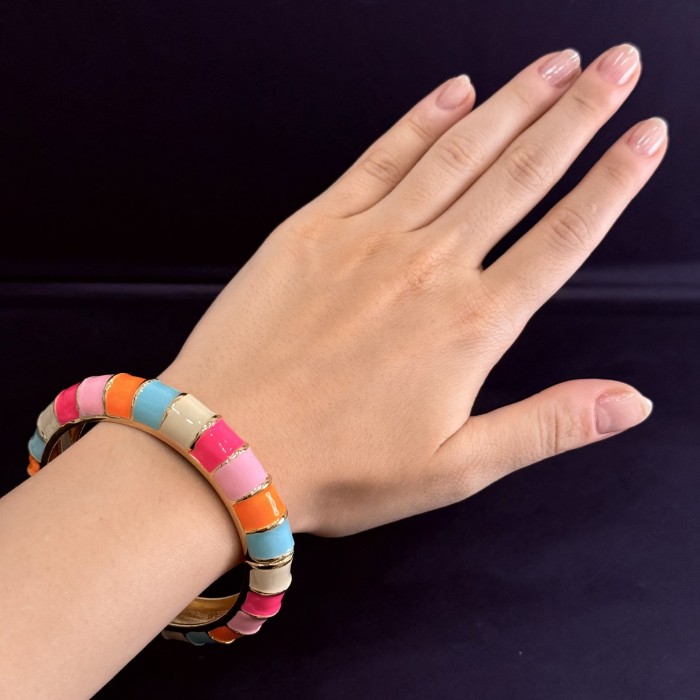 Çok Renkli Parlak Kaplama Bilezik resmi