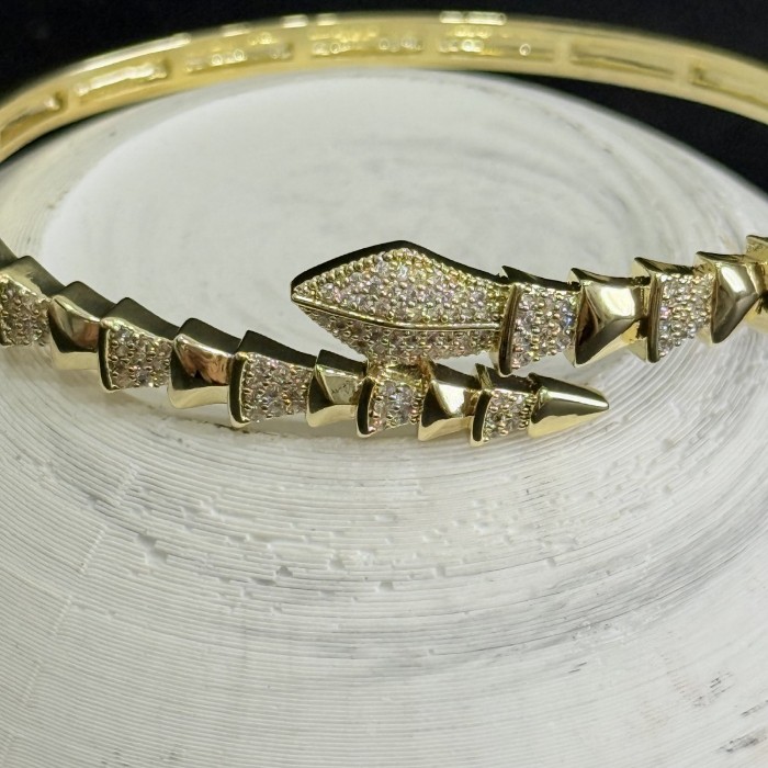 Burgulu Yılan Kelepçe (Twist Serpent) resmi