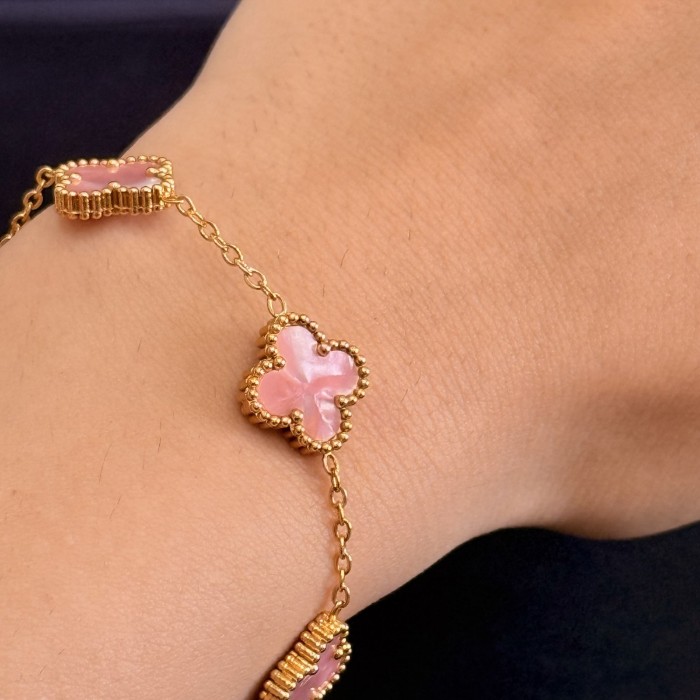 Pembe Dört Yapraklı Taşlı Bileklik Çelik resmi