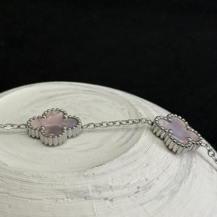 Lila Dört Yapraklı Taşlı Bileklik Çelik resmi