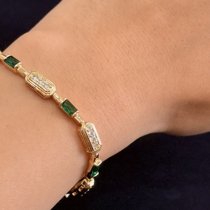 Zümrüt Taşlı Dikdörtgen Bileklik resmi