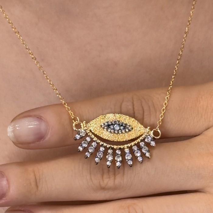 Işıltılı Nazar Göz Kolye – Zarafetin ve Koruyuculuğun Simgesi resmi