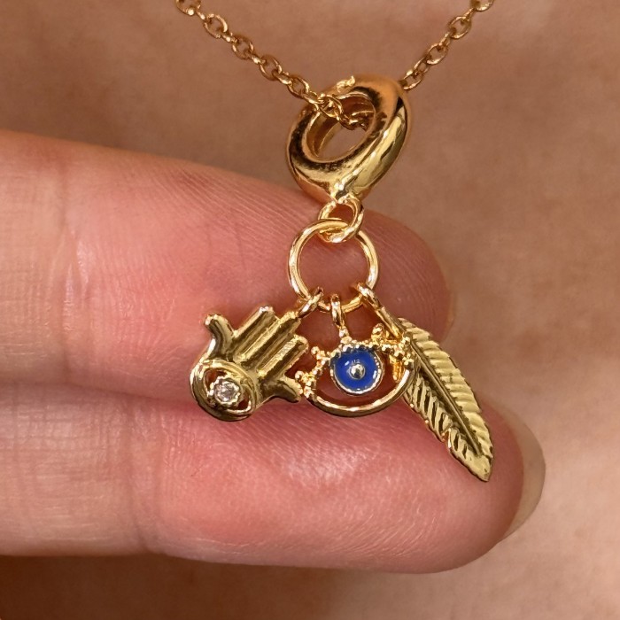 Üçlü Nazar Charm Kolye – Şıklık ve Koruyuculuk Bir Arada resmi