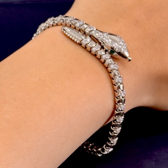 Yeşil Gözlü Yılan Bilezik – Gümüş Ton, Segment Üzeri Taş Dizilim resmi