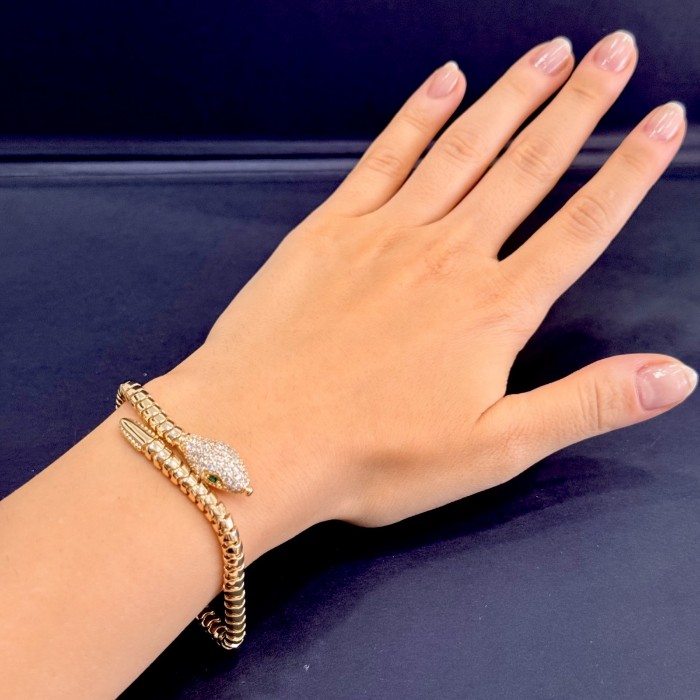 Yılan Bilezik – Altın Ton, Pavé Baş & Düz Gövde resmi