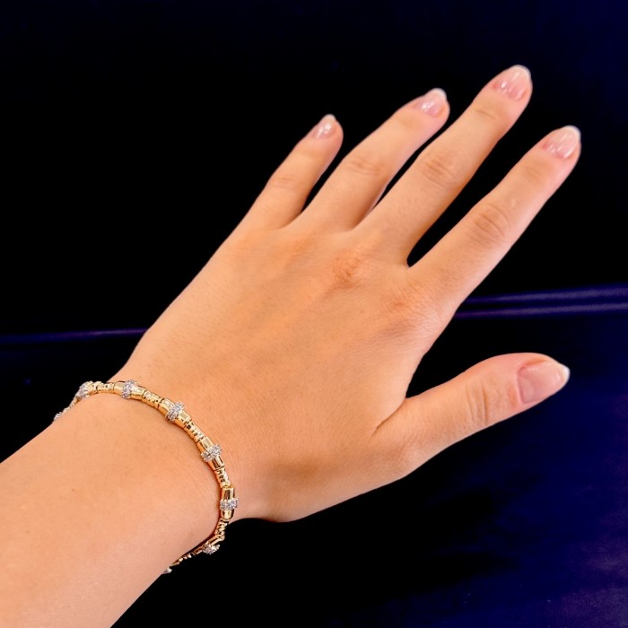 Segmentli Zirkon İstasyonlu Bileklik – Altın Tonlu  resmi