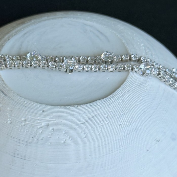 Zarif Taşlı Bileklik resmi