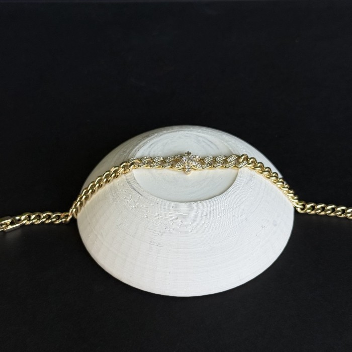 Çiçek Motifli Taşlı Bileklik resmi