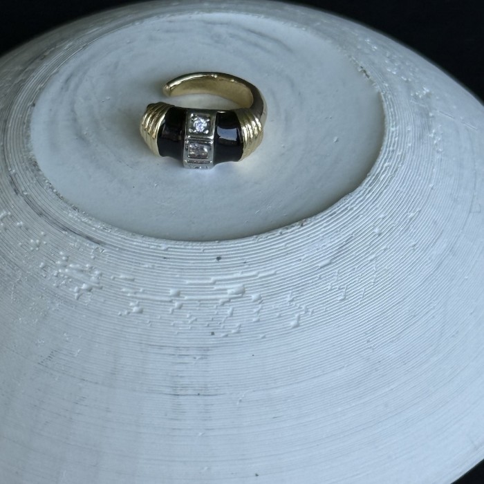 Kafes Model Kıkırdak Küpe (Siyah Renk) resmi