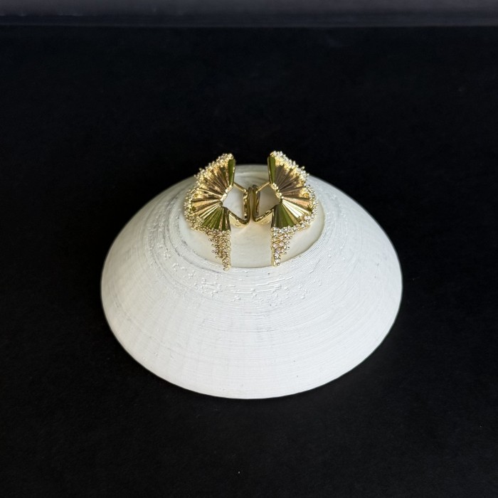 Yelpaze Formlu Küpe (Altın Sarısı) resmi