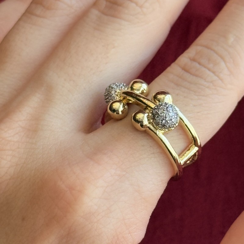 Gümüş Taşlı Gold Yüzük: Işıltılı Bütünlük resmi