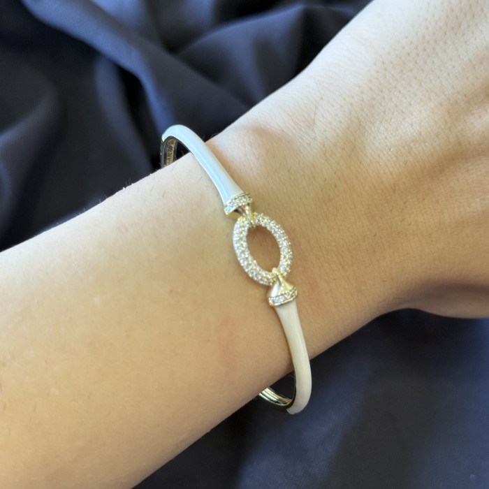 Beyaz Oval Bilezik resmi