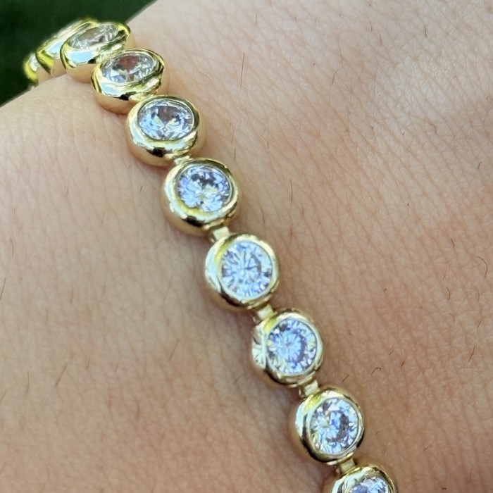 Yuvarlak Taşlı Klasik Bileklik  resmi