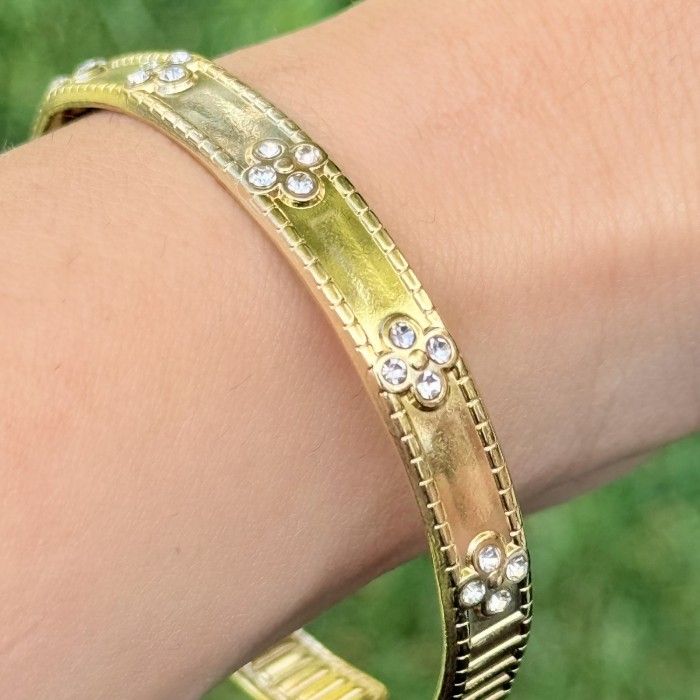 Çiçek Motifli Kelepçe  resmi