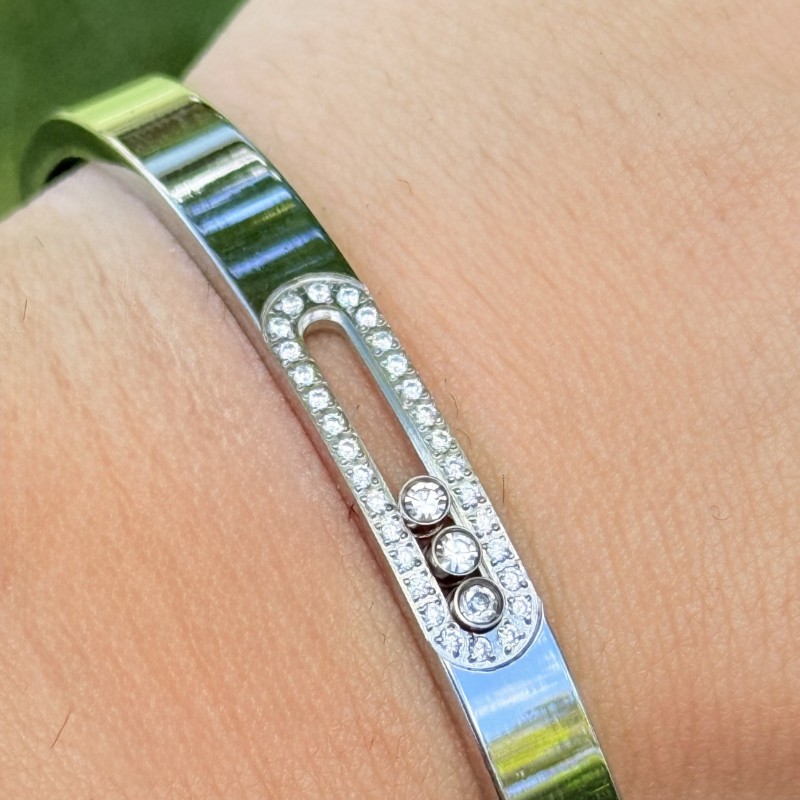 Gümüş Tonlu Modern Taşlı Kelepçe  resmi