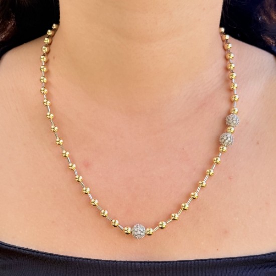 Işıltılı Top Detaylı Kolye  resmi