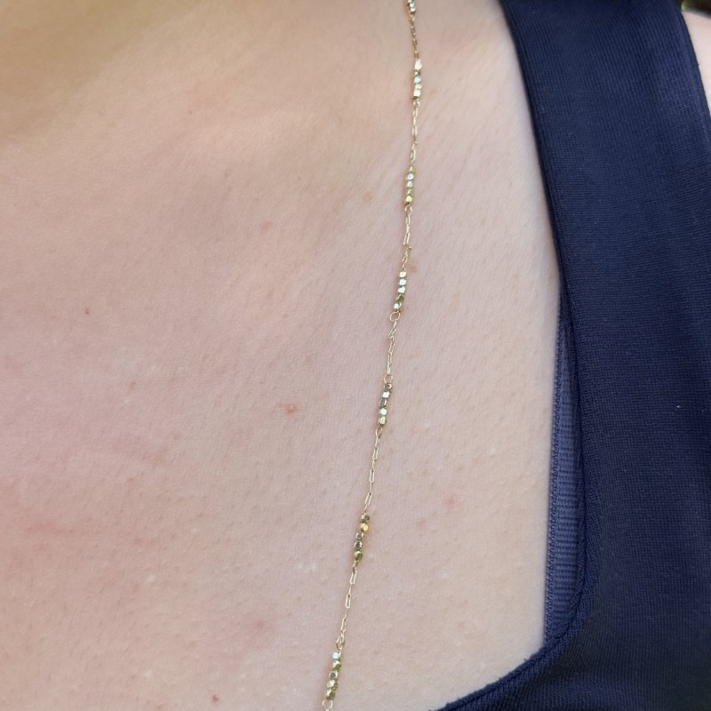 Kare Taş Detaylı Uzun Zincir resmi