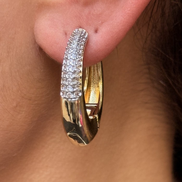 Zarif Dokunuş Küpe resmi