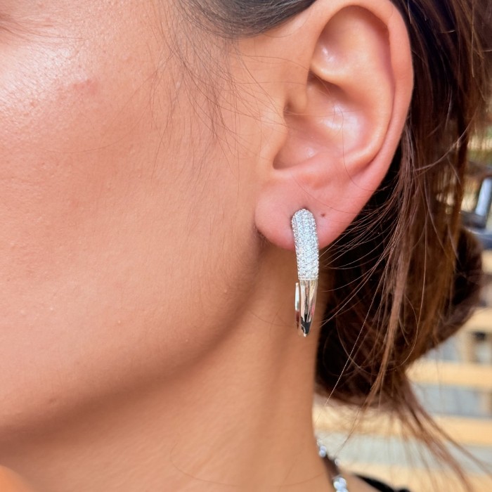 Gümüş Uçlu Taşlı Küpe resmi