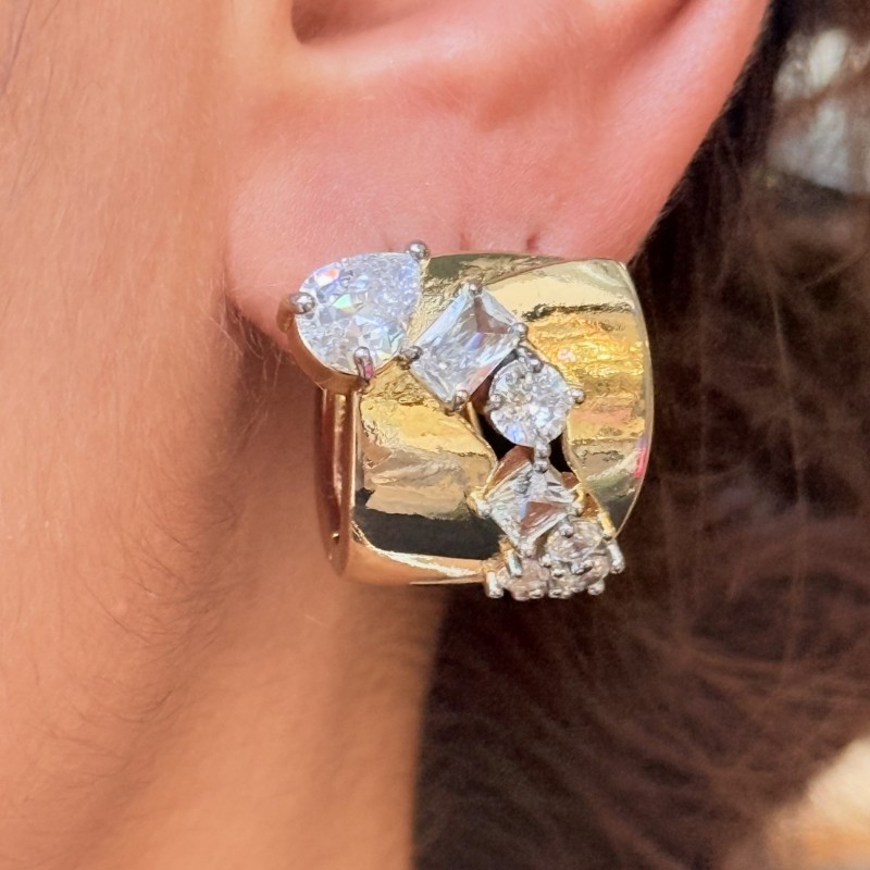 Geometrik Taşlı Küpe resmi