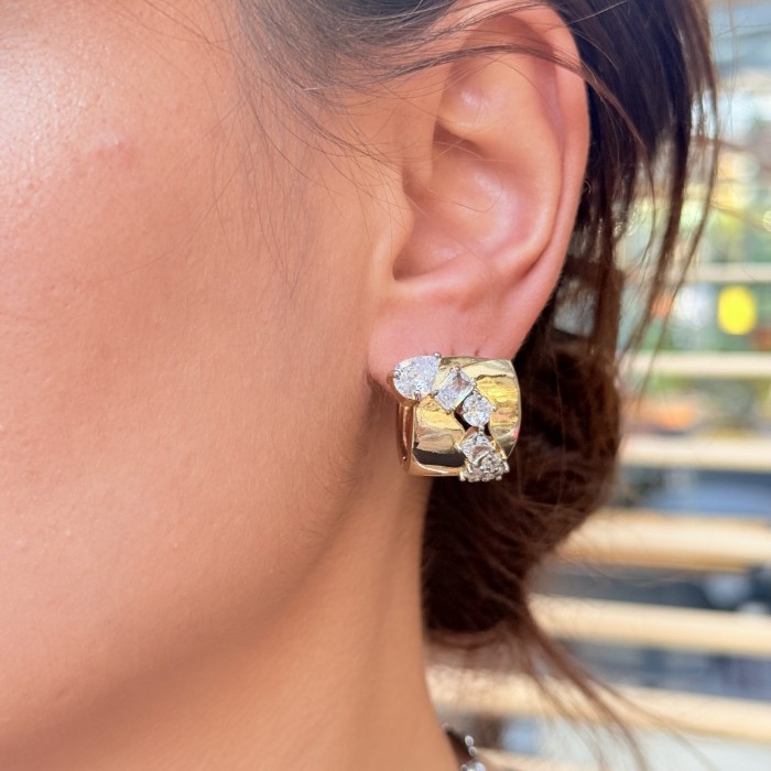 Geometrik Taşlı Küpe resmi