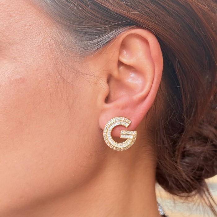 G Harfi Taşlı Küpe (Altın) resmi