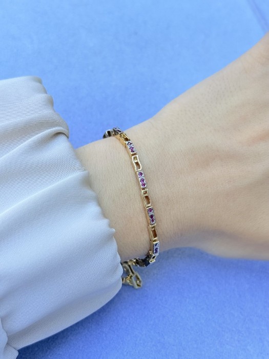 Geometrik Baget Taşlı Altın Bilezik resmi