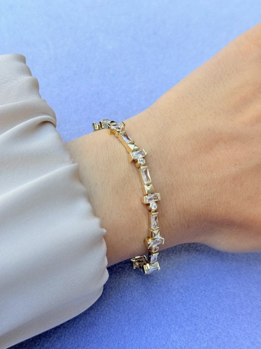 Üç Sıra Taşlı Altın Bilezik resmi