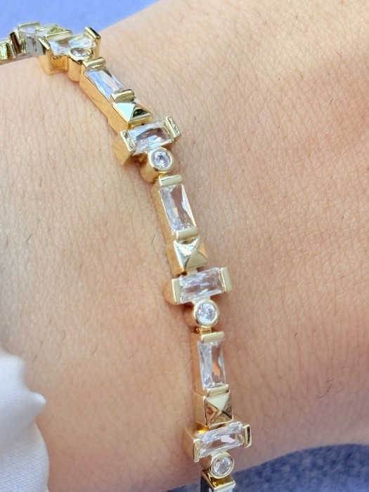 Üç Sıra Taşlı Altın Bilezik resmi