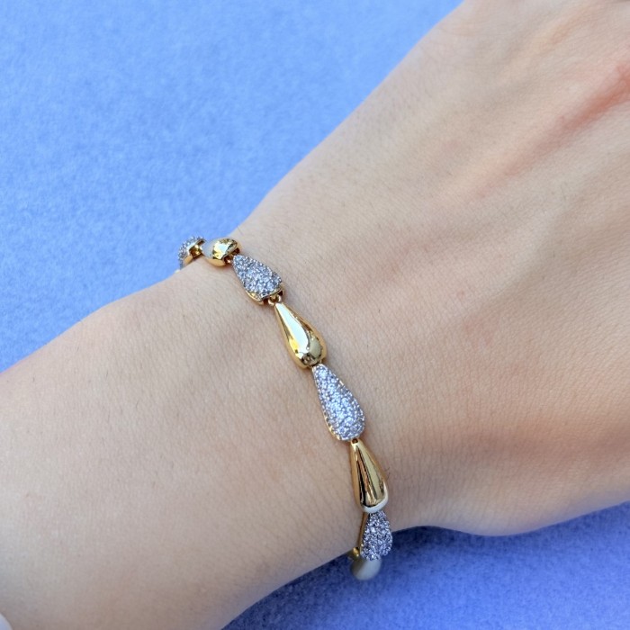 Damla Formlu Bileklik resmi