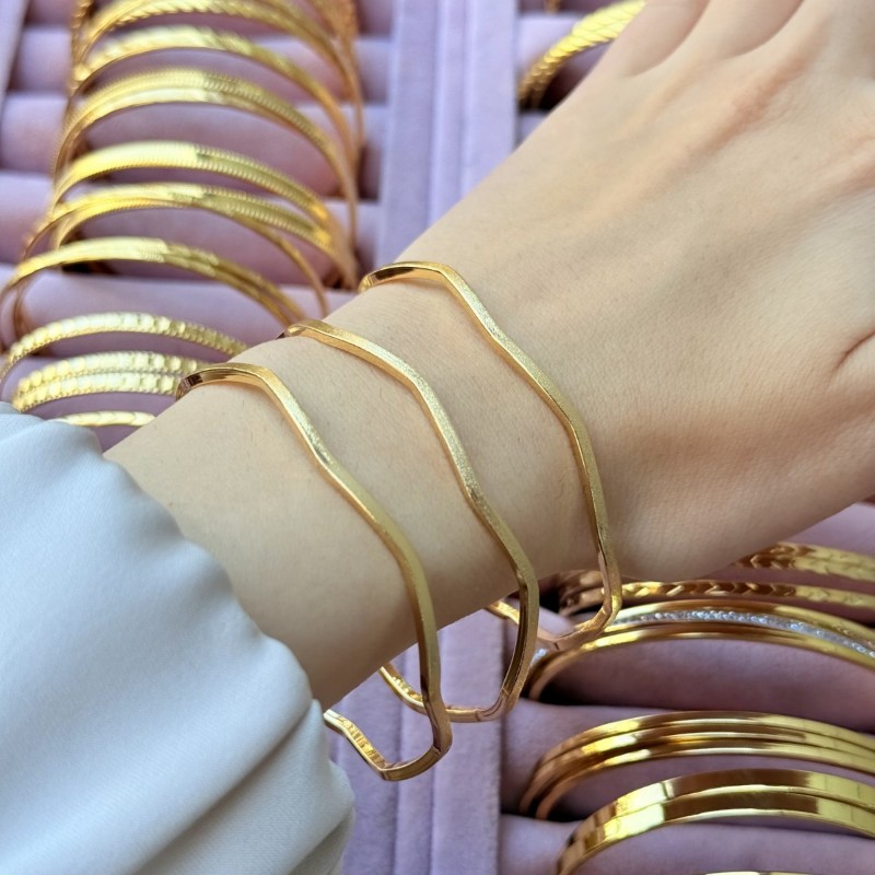 Mat Dokulu Dalgalı Ajda Bileklik resmi