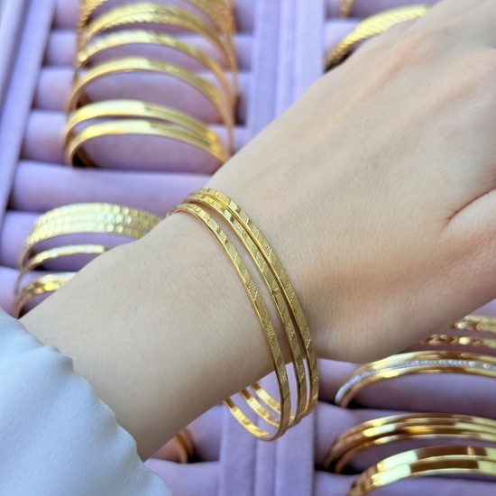 İnce Desenli Ajda Bileklik resmi