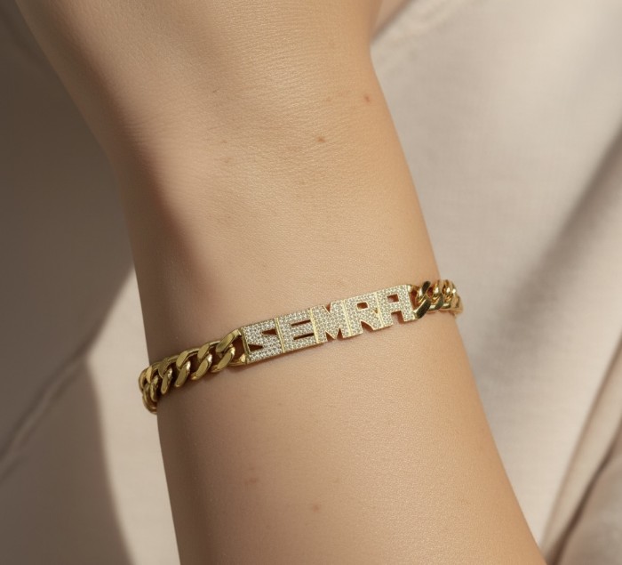 Kişiselleştirilebilir bileklik  resmi