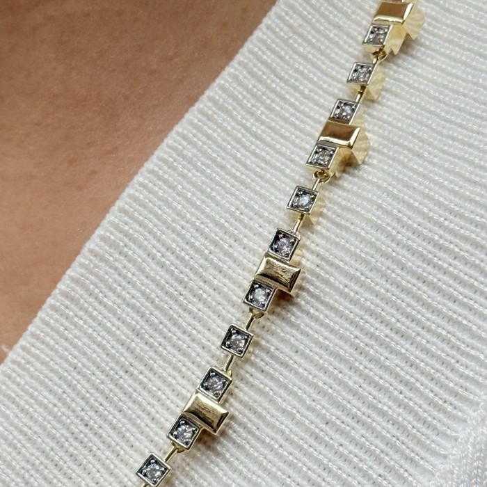 Kare Taşlı Geometrik Kolye resmi