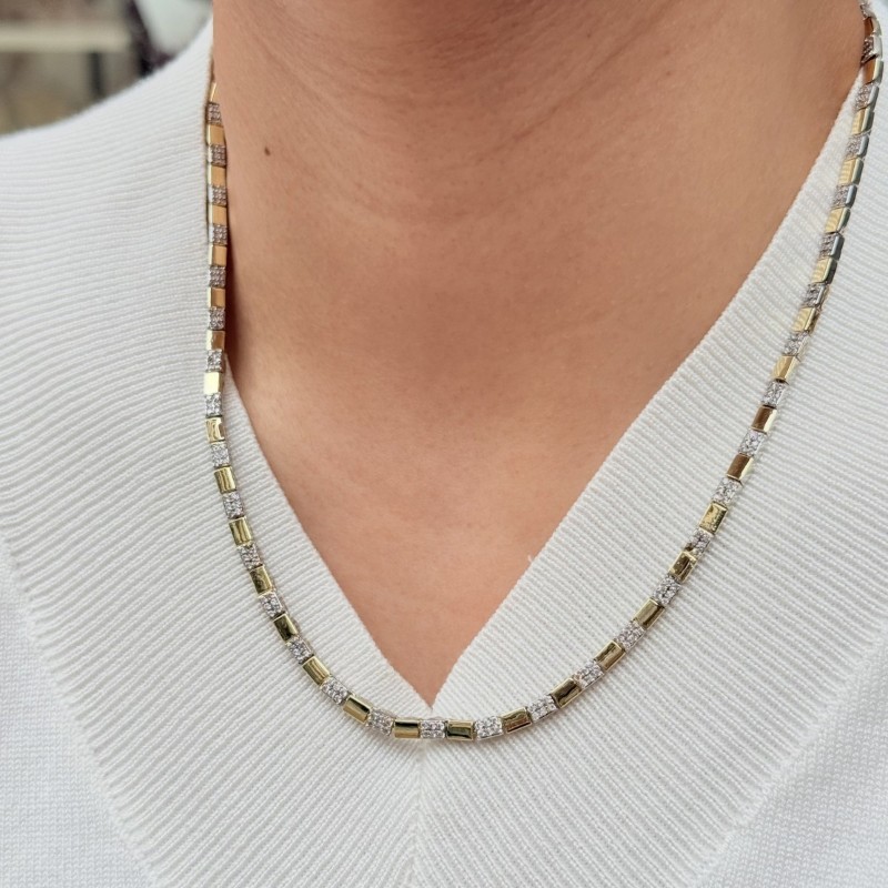 İnce Kare Taşlı Klasik Kolye resmi