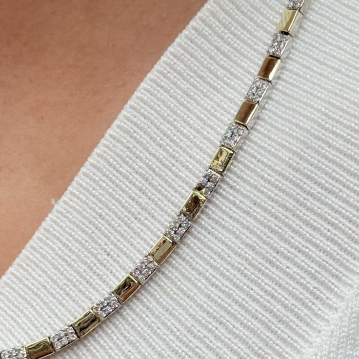 İnce Kare Taşlı Klasik Kolye resmi