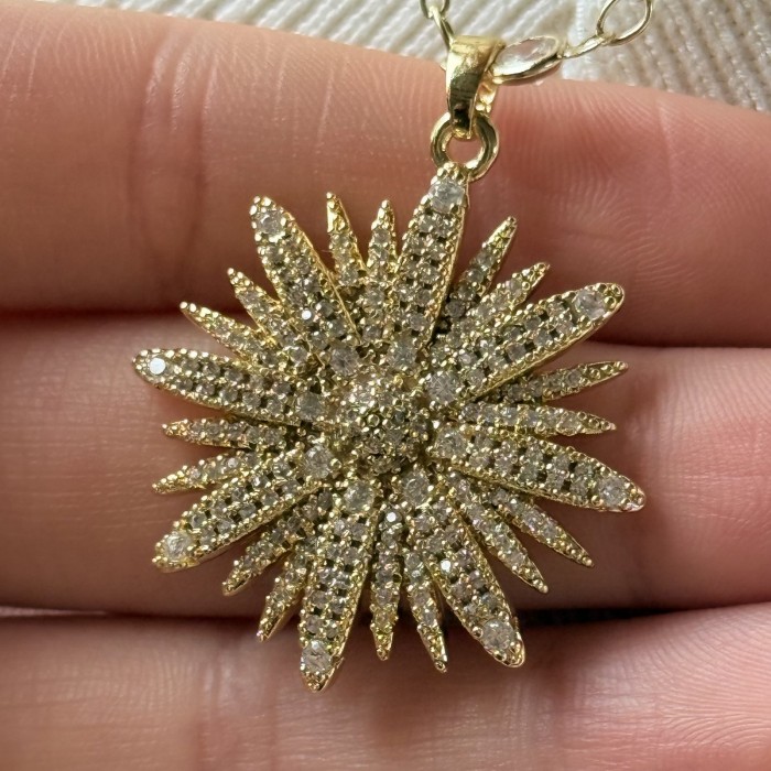 Güneş Motifli Kolye resmi