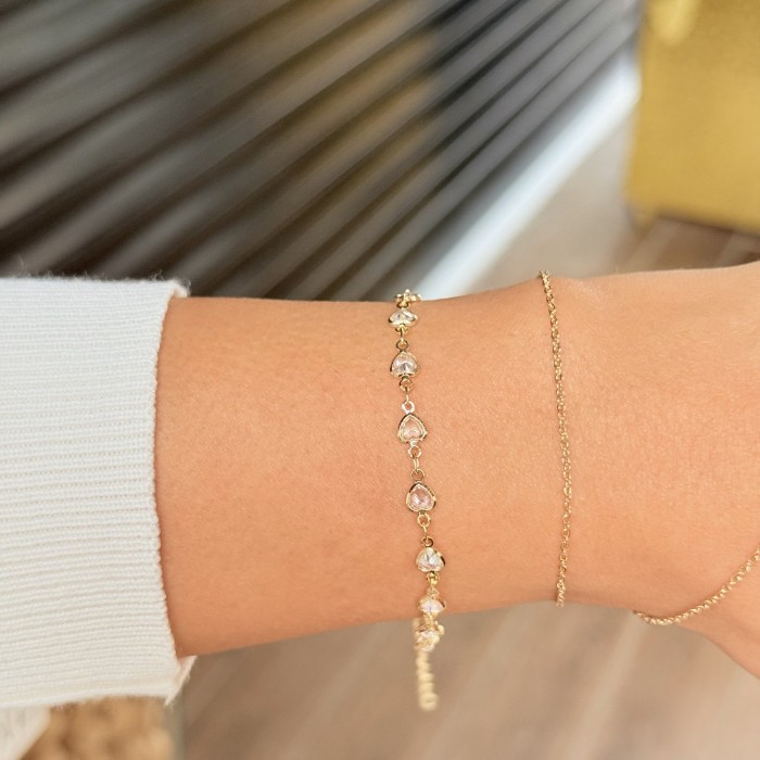 Düz kalpli taşlı bileklik  resmi