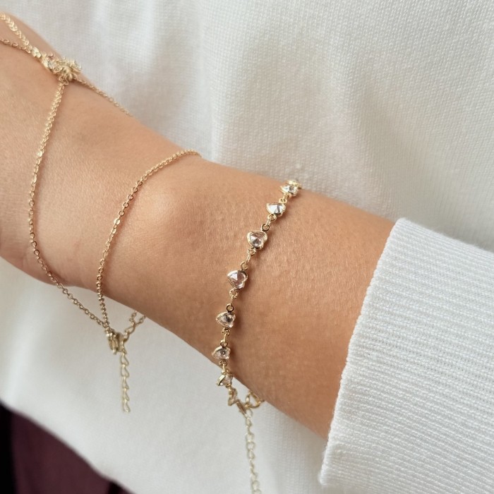 Yatay kalpli taşlı bileklik  resmi