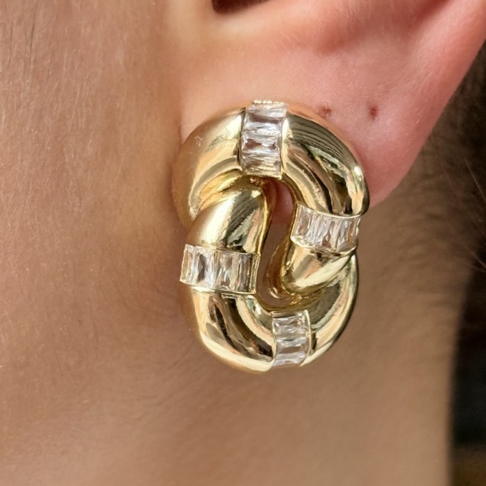 Altın Dikdörtgen Taşlı Küpe resmi